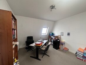 13 Rue Du Quatre Septembre, Paris for lease Interior Photo- Image 2 of 7
