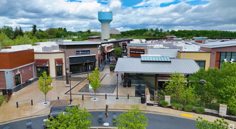 23529 Frederick Rd, Clarksburg, MD à vendre - Photo du bâtiment - Image 2 de 6