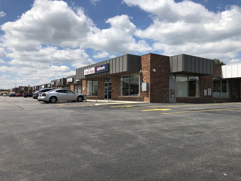 9546-9562 W 147th St, Orland Park, IL for lease - Building Photo - Image 2 of 7