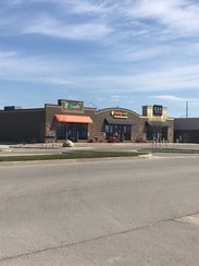 More details for 4109 4th St, Mason City, IA - Retail for Lease
