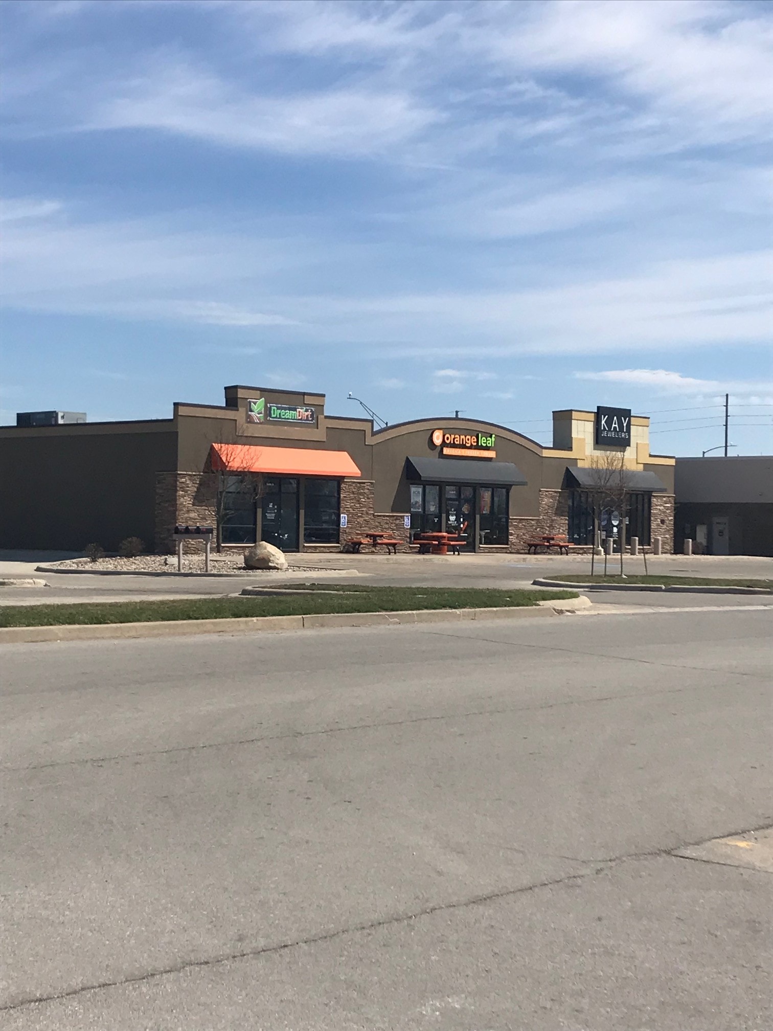 4109 4th St, Mason City, IA for lease Primary Photo- Image 1 of 11