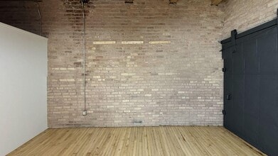 1200 W 35th St, Chicago, IL for lease Interior Photo- Image 1 of 3