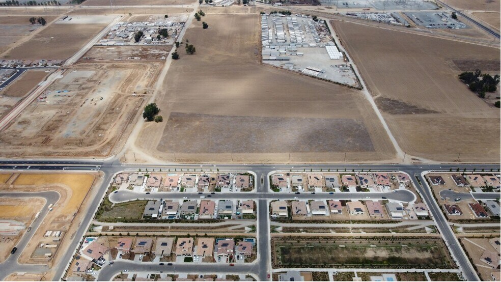Palomar Rd, Menifee, CA à vendre - Aérien - Image 3 de 14