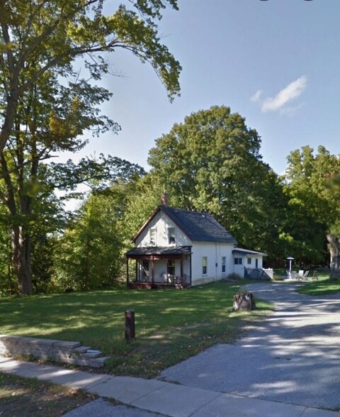 39 Yeo St, Penetanguishene, ON for sale - Building Photo - Image 3 of 3