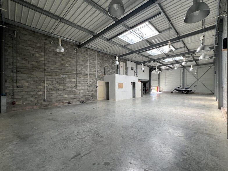 Flex in Audenge for sale - Building Photo - Image 1 of 3