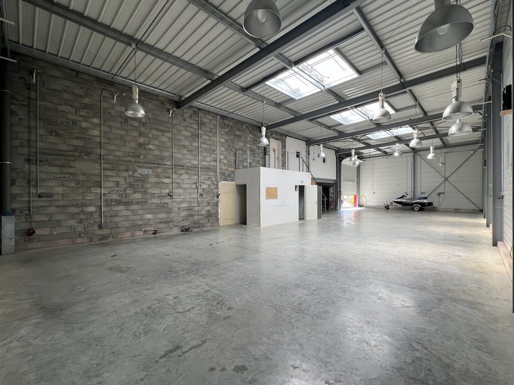 Flex in Audenge for sale Building Photo- Image 1 of 4
