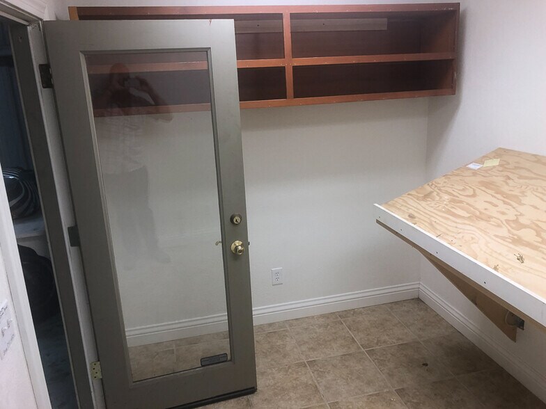 3355 Industrial Dr, Santa Rosa, CA for lease - Interior Photo - Image 3 of 9