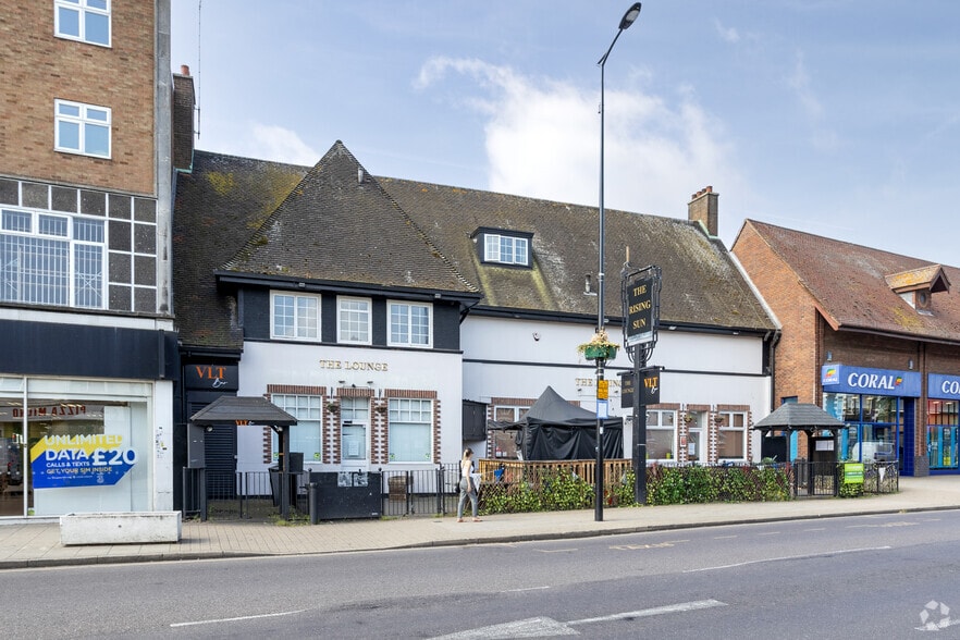 64-68 High St, Hornchurch for sale - Building Photo - Image 2 of 8