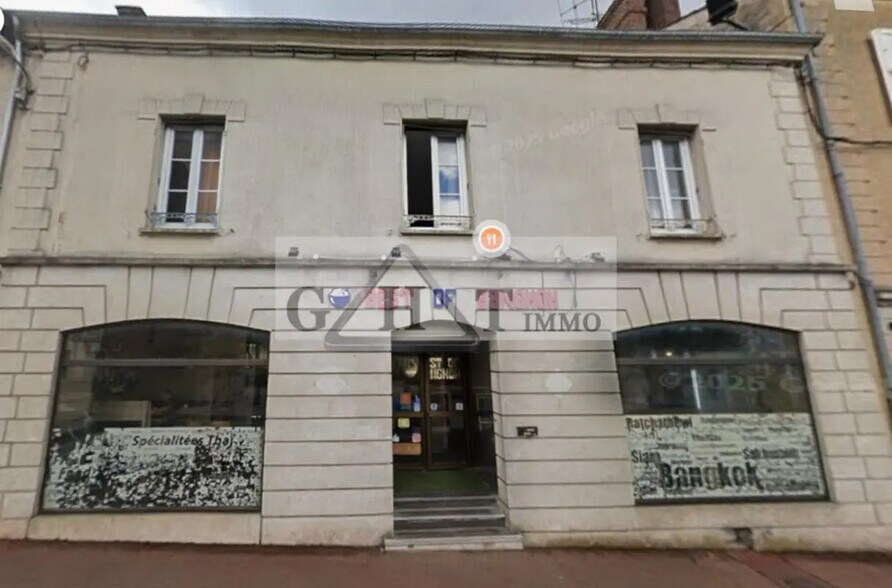 Commerce de détail dans Melun à louer - Photo du bâtiment - Image 2 de 2