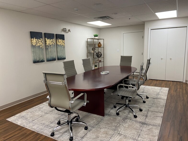 77 Main St, Andover, MA for lease - Interior Photo - Image 2 of 2