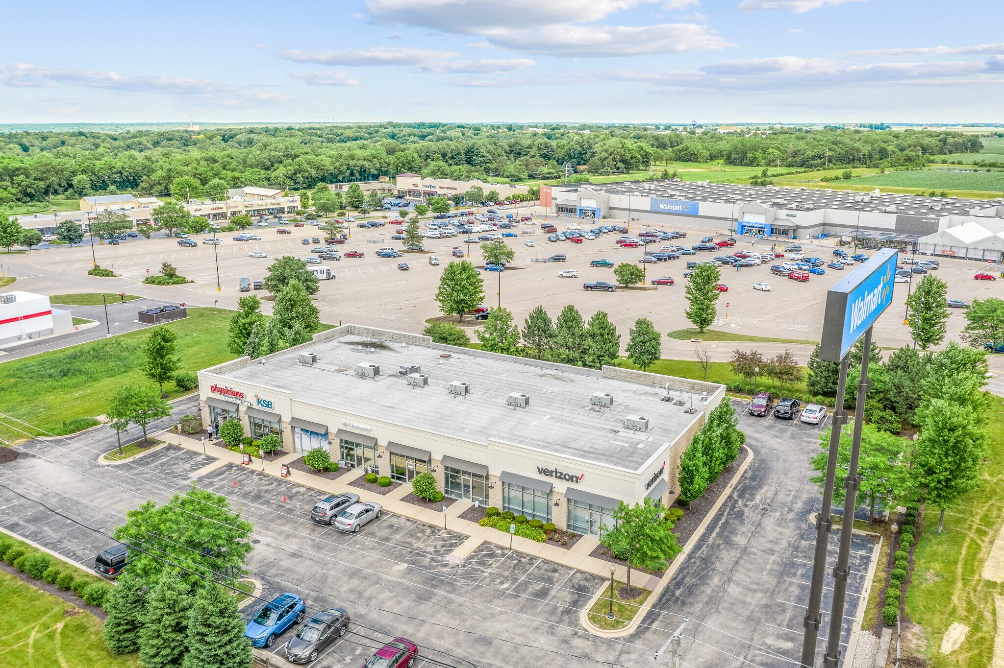 1672-1684 S Galena Ave, Dixon, IL for lease Building Photo- Image 1 of 11