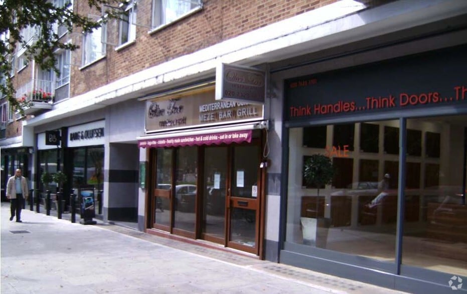 63 Fairfax Rd, Londres à louer - Photo du bâtiment - Image 3 de 7