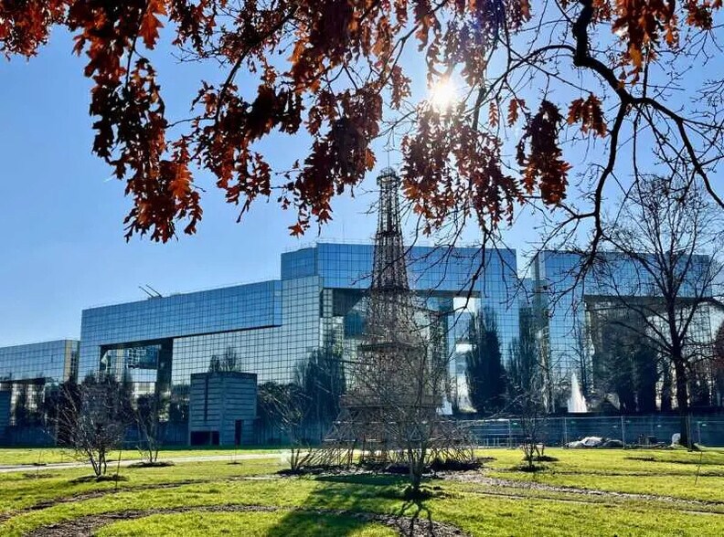 19-25 Rue Leblanc, Paris for lease - Building Photo - Image 1 of 3