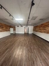 10300 Bailey Cove Rd, Huntsville, AL for lease Interior Photo- Image 2 of 4