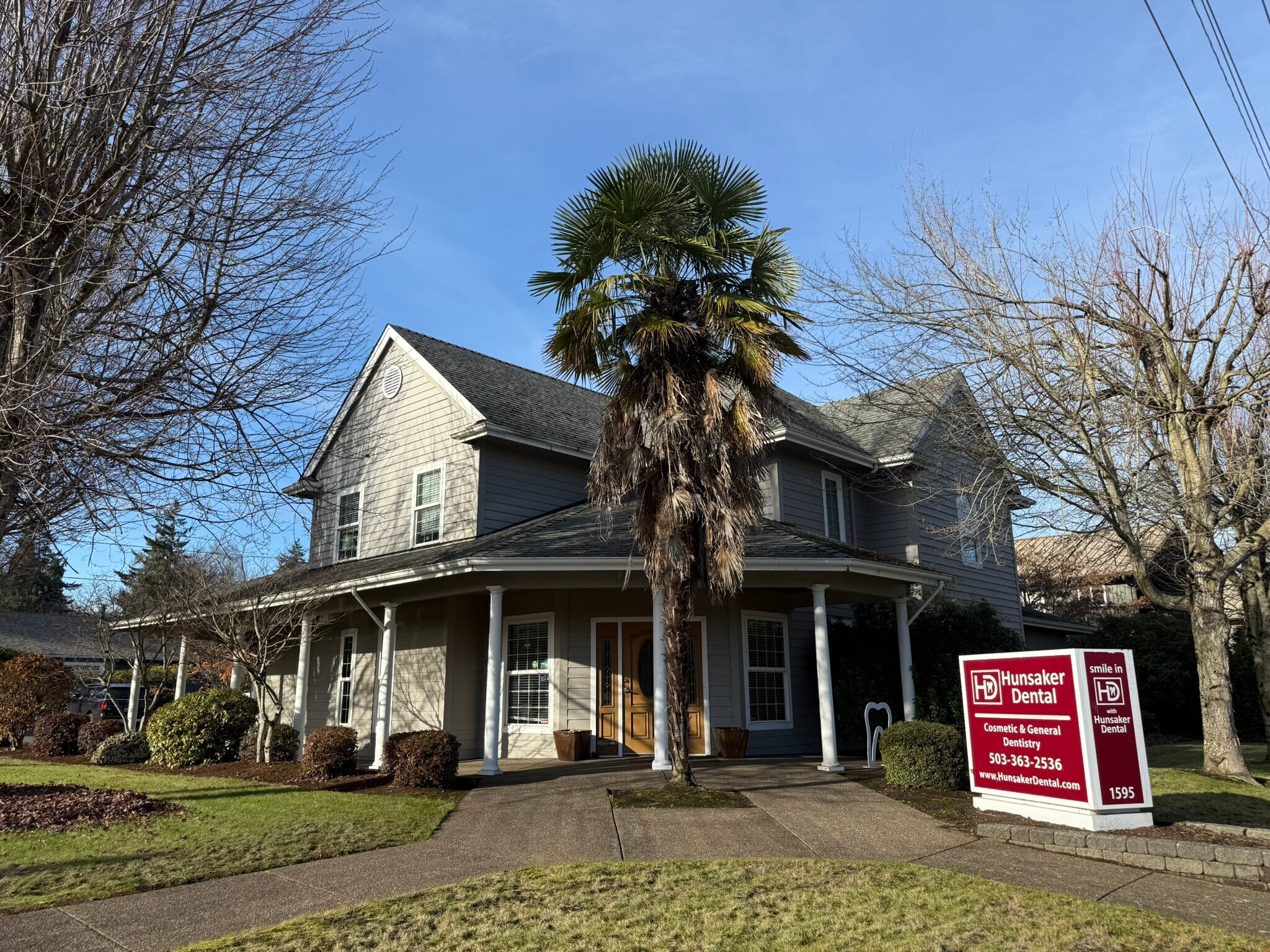 1595 Commercial St SE, Salem, OR à louer Photo principale- Image 1 de 5