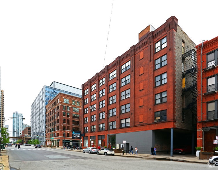 133 N Jefferson St, Chicago, IL à louer - Photo du bâtiment - Image 3 de 21