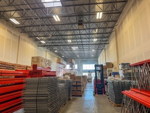 18 Highland Park Way NE, Airdrie, AB à louer Photo intérieure- Image 1 de 3