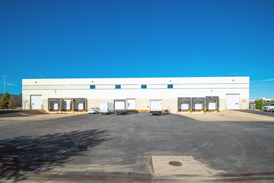 11697 W Grand Ave, Northlake, IL for lease - Building Photo - Image 3 of 6