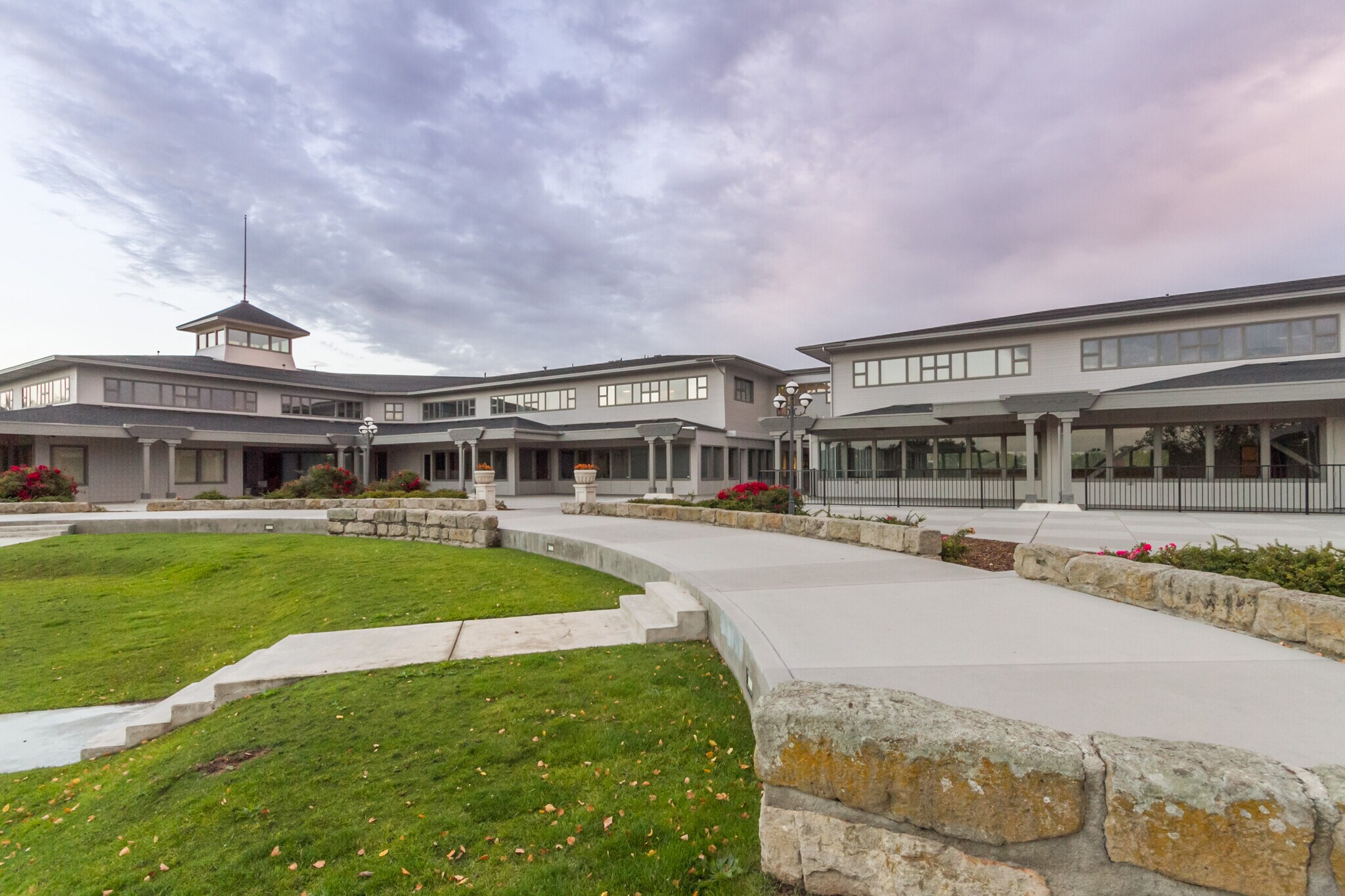 3050-3250 N Lakeharbor Ln, Boise, ID à louer Photo du bâtiment- Image 1 de 10