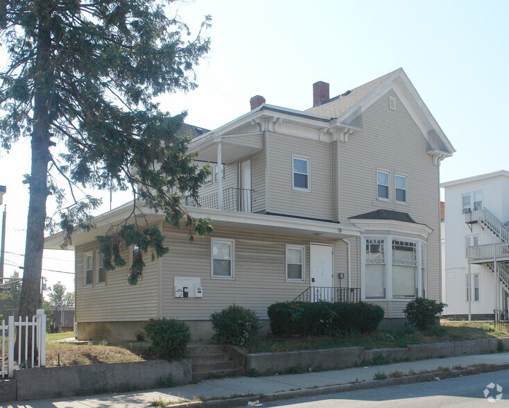 348-350 Haverhill St, Lawrence, MA for sale - Building Photo - Image 2 of 10