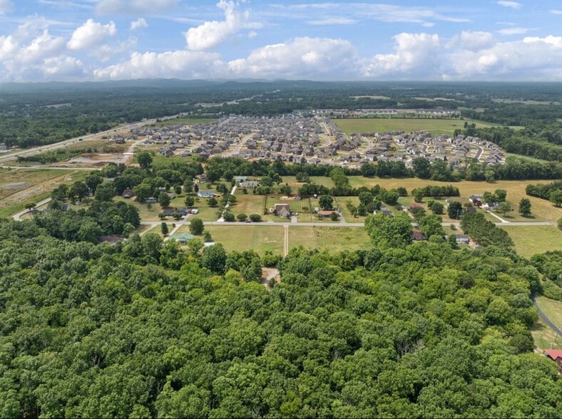 250 Hemlock Dr, Murfreesboro, TN for sale - Building Photo - Image 3 of 47