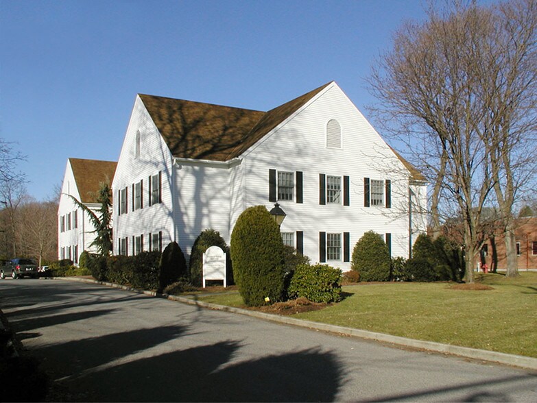 57 Danbury Rd, Wilton, CT à louer - Photo du bâtiment - Image 3 de 13