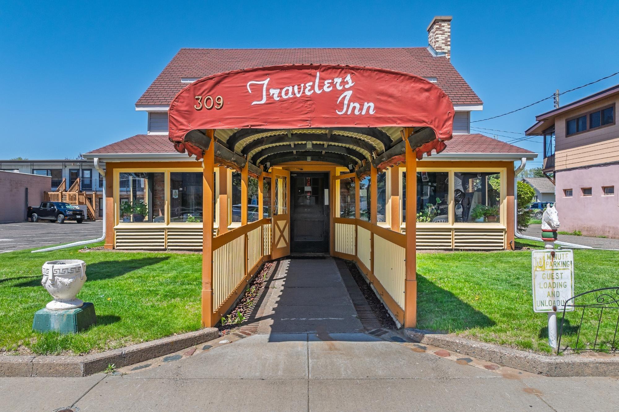 309 E Wall St, Eagle River, WI for sale Building Photo- Image 1 of 13