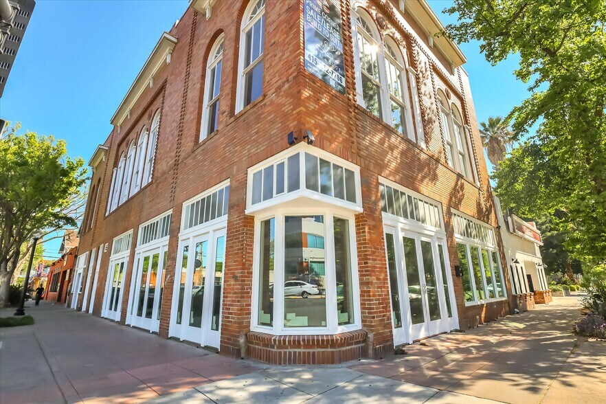 2101 L & 2107 L St. Retail portefeuille de 2 propriétés à vendre sur LoopNet.ca - Photo du bâtiment - Image 3 de 54