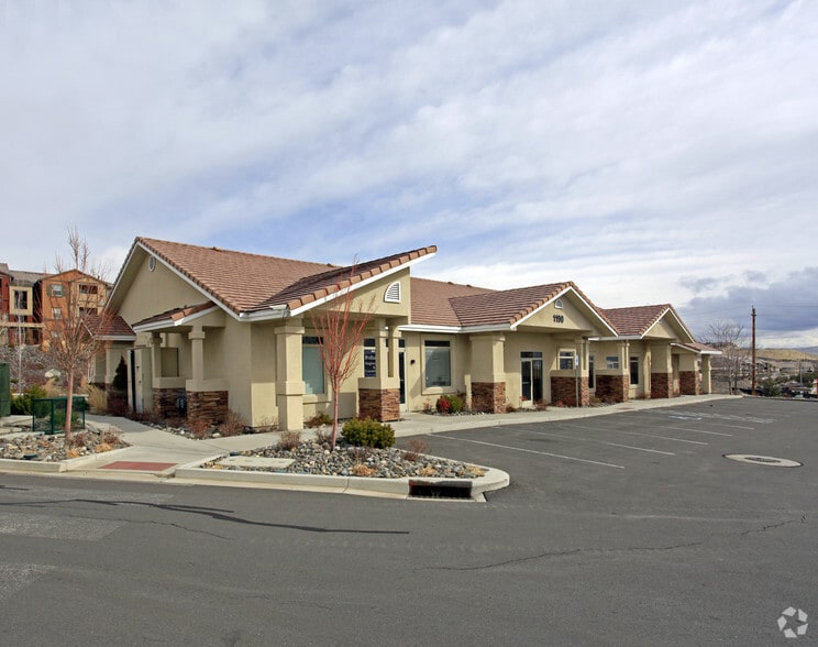 1190 Selmi Dr, Reno, NV for lease - Primary Photo - Image 1 of 12