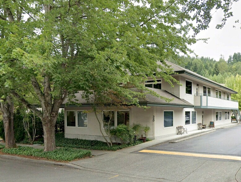 320 3rd Ave NE, Issaquah, WA à louer - Photo principale - Image 1 de 10