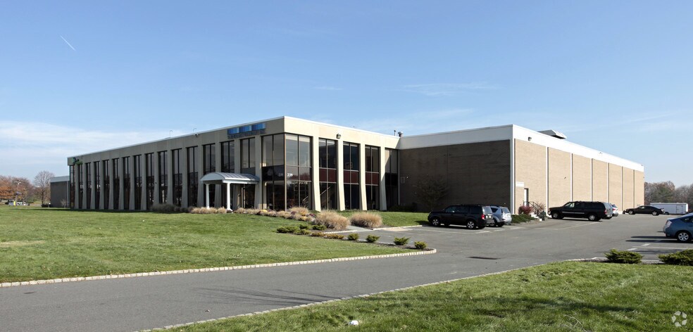 239 Old New Brunswick Rd, Piscataway, NJ à louer - Photo du bâtiment - Image 1 de 4