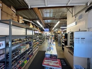1004-1008 W Burbank Blvd, Burbank, CA for lease Interior Photo- Image 2 of 7