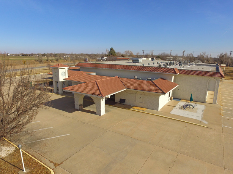 1401 W US Highway 54, Pratt, KS for sale - Aerial - Image 1 of 22