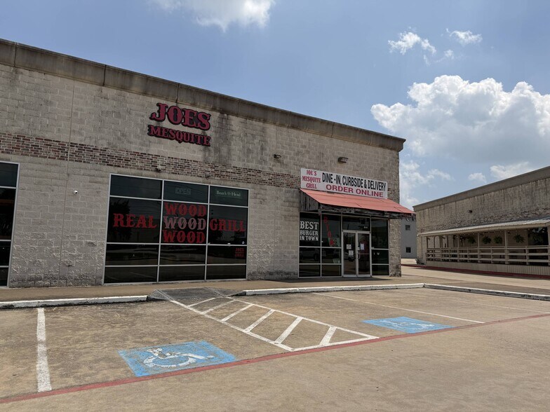 11755 W Little York Rd, Houston, TX à louer - Photo du bâtiment - Image 3 de 10