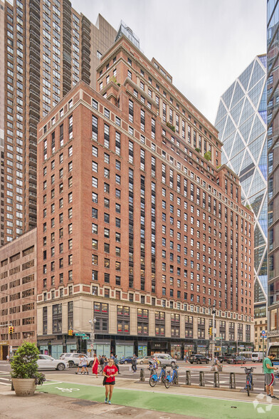 250 W 57th St, New York, NY for lease - Building Photo - Image 1 of 3