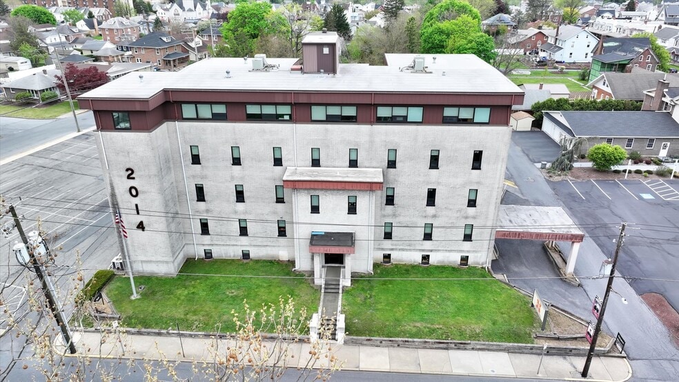 2014 Laubach Ave, Northampton, PA for sale - Building Photo - Image 3 of 43