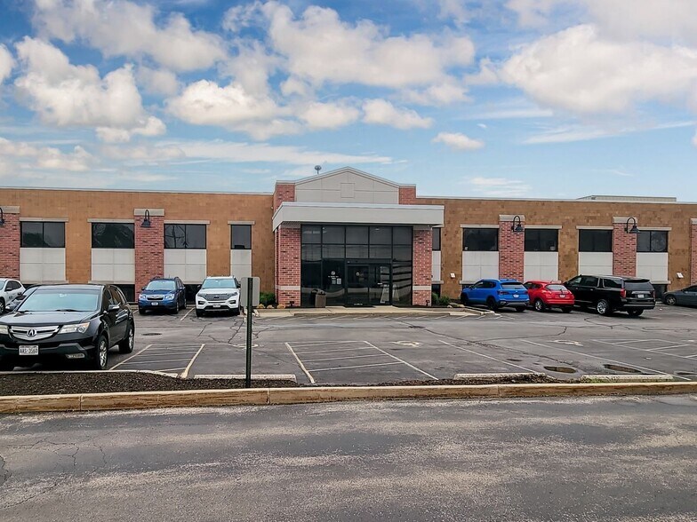 4848 S 76th St, Milwaukee, WI à louer - Photo intérieure - Image 2 de 19