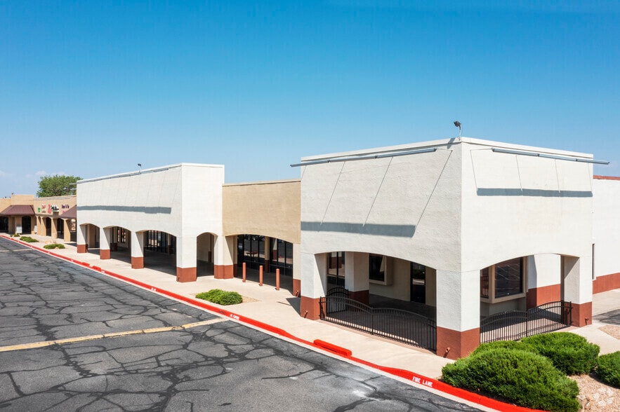 6001 Lomas Blvd NE, Albuquerque, NM for lease - Primary Photo - Image 1 of 6