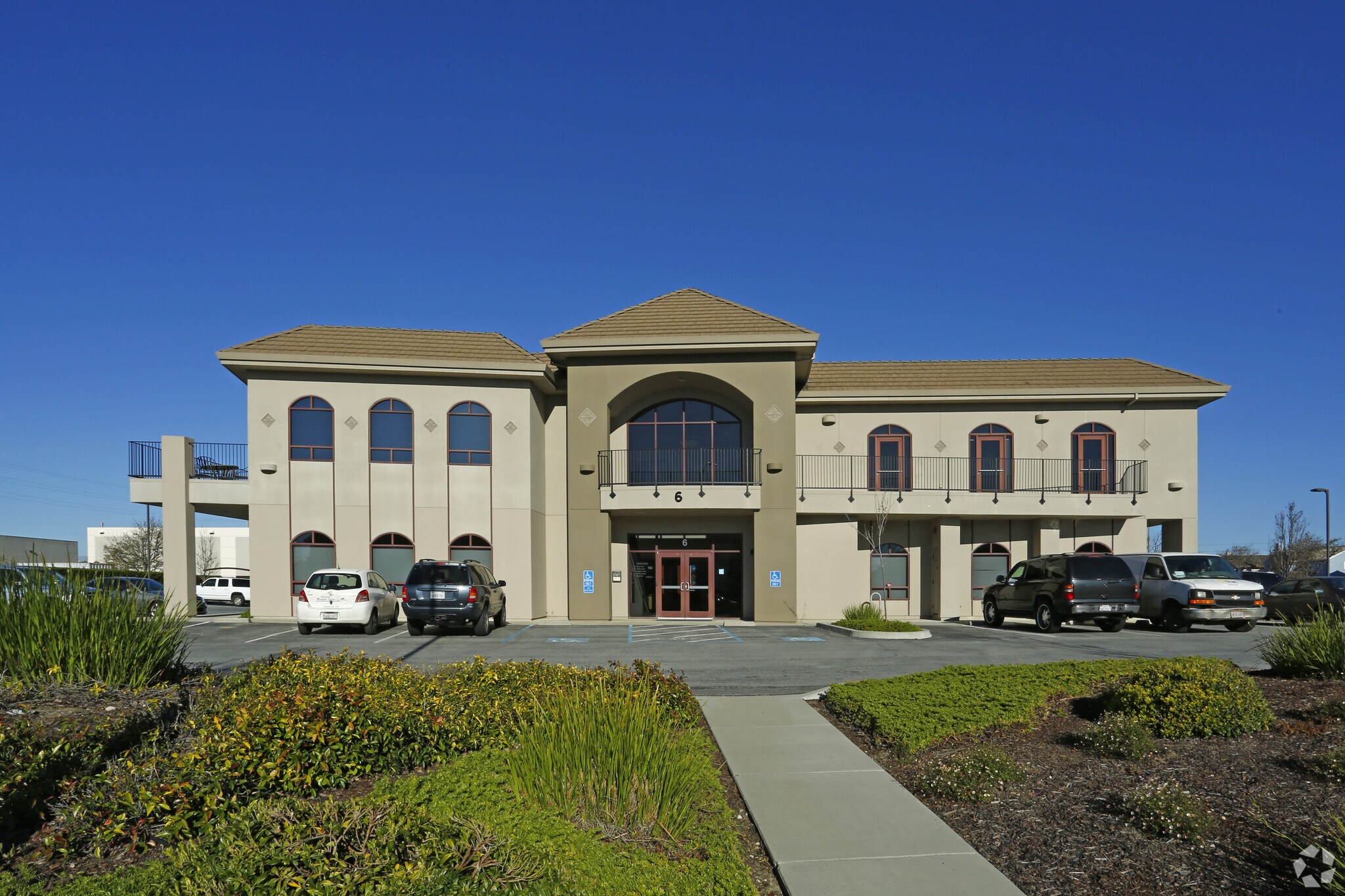 6 Quail Run Cir, Salinas, CA for lease Primary Photo- Image 1 of 5