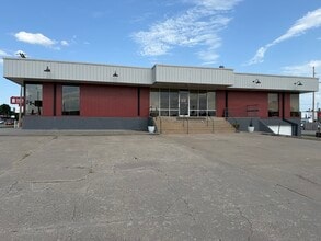 117 W 7th Ave, Augusta, KS for lease Building Photo- Image 2 of 17
