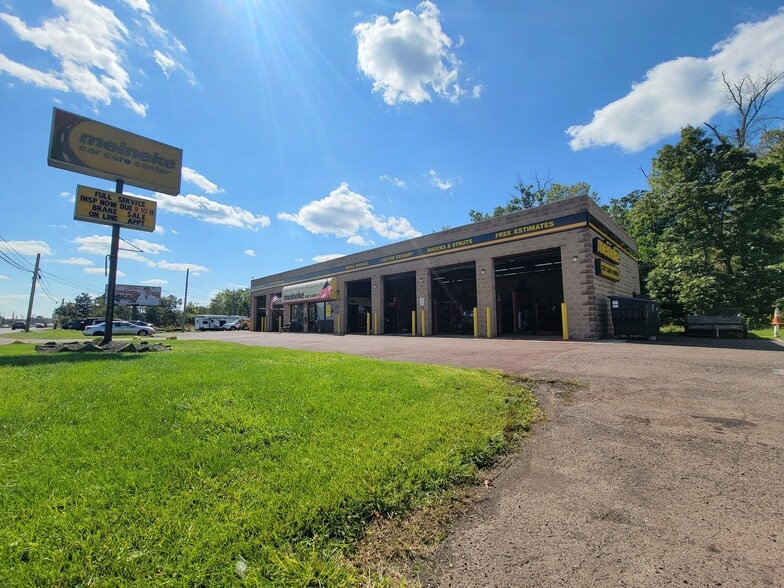 620 S West End Blvd, Quakertown, PA for sale - Primary Photo - Image 2 of 15