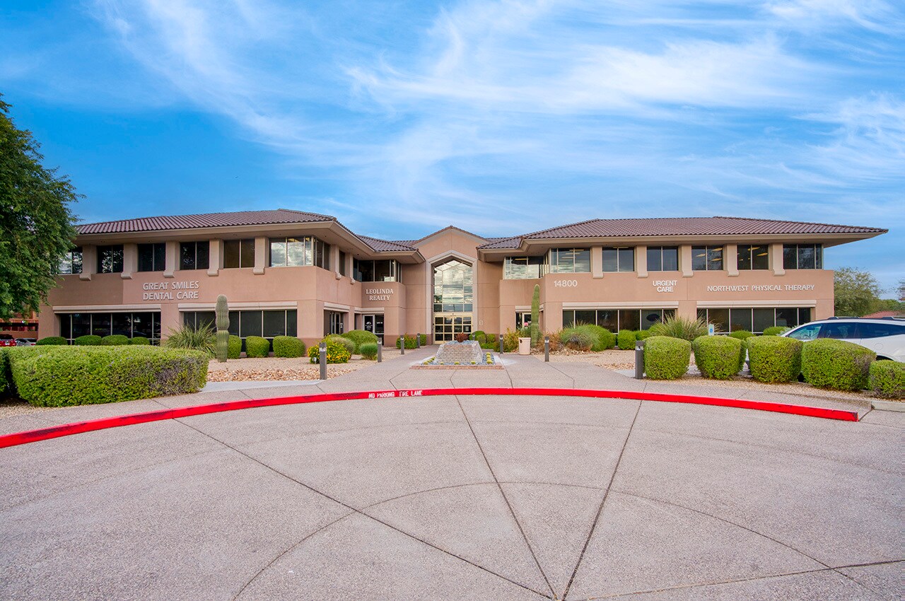 14800 W Mountain View Blvd, Surprise, AZ à louer Photo principale- Image 1 de 11