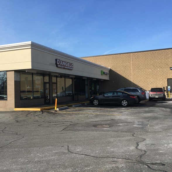 575-585 Taunton Ave, East Providence, RI à louer - Photo du bâtiment - Image 3 de 12