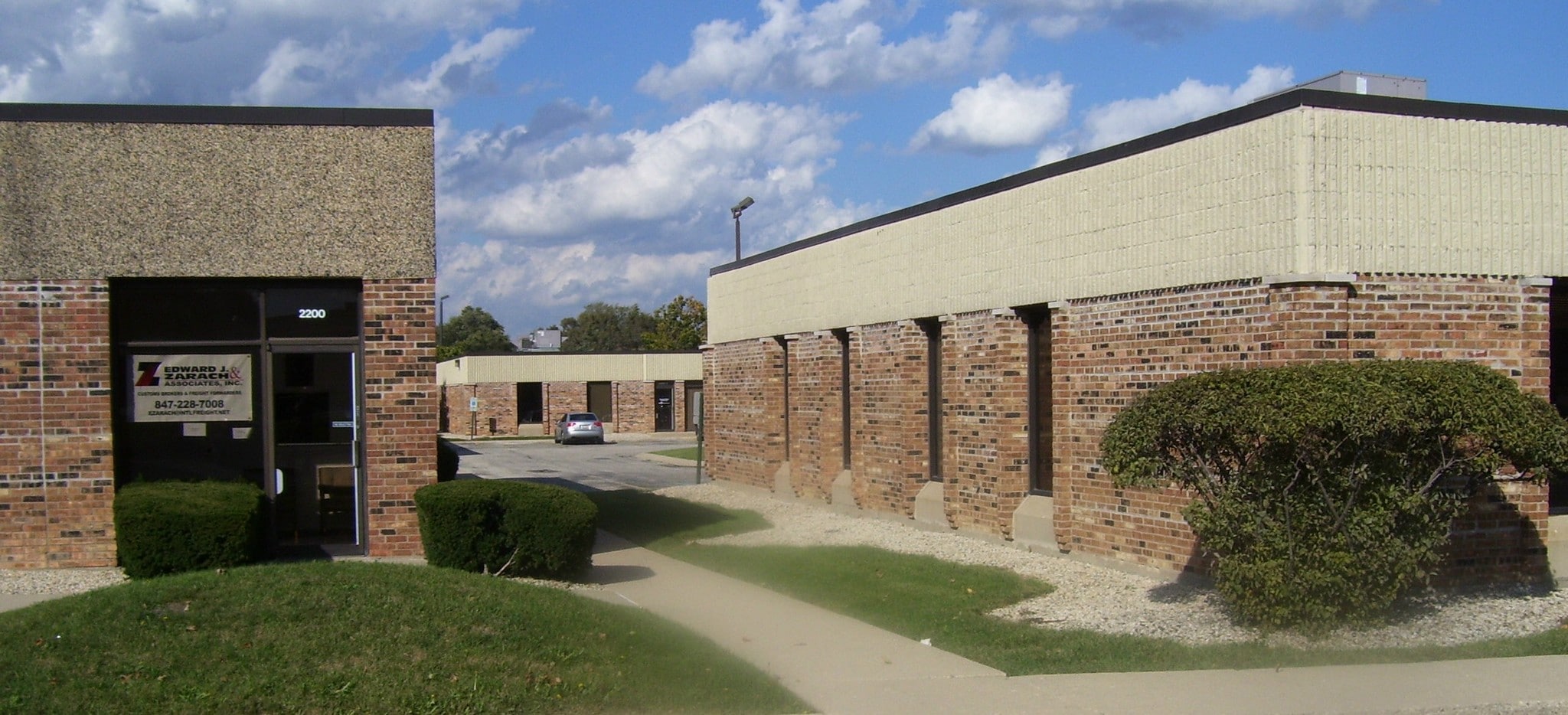 2200-2268 Landmeier Rd, Elk Grove Village, IL à louer Photo du bâtiment- Image 1 de 2