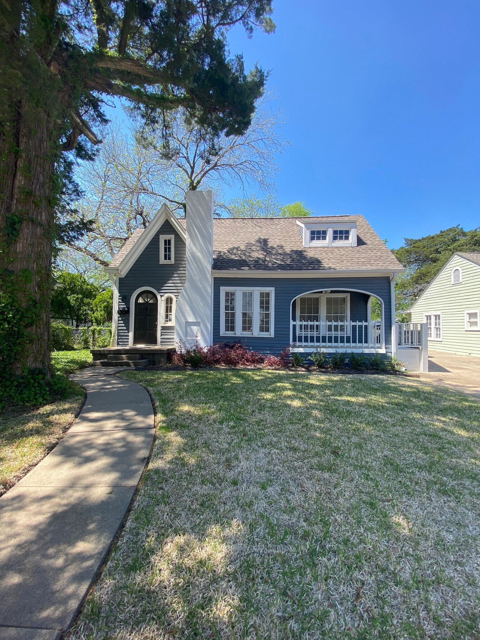 306 S Tennessee St, McKinney, TX à vendre Photo principale- Image 1 de 17