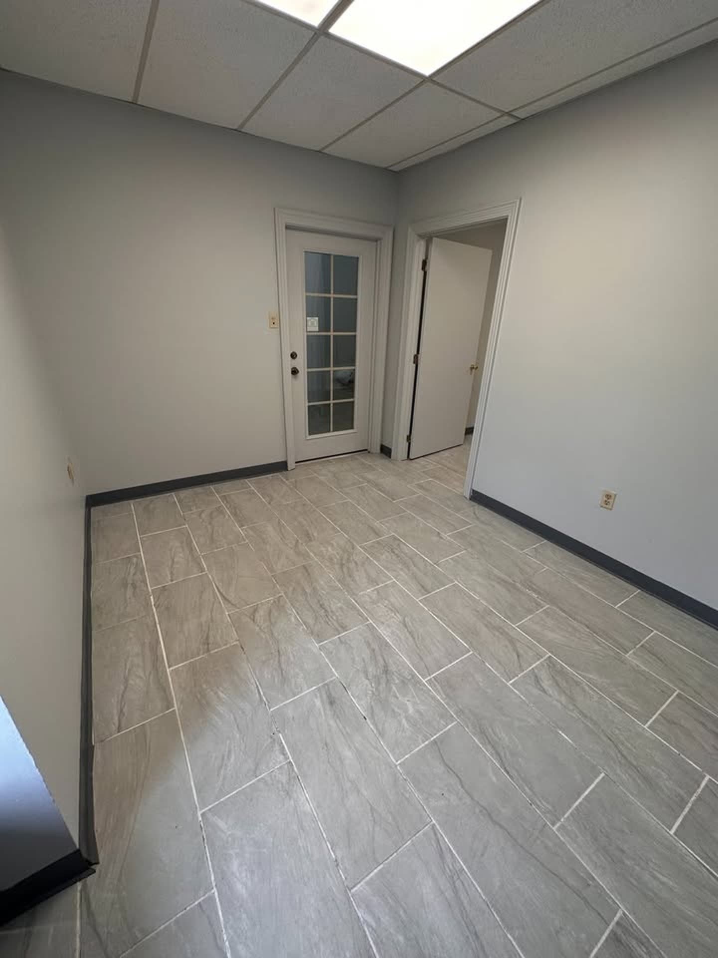 3711-3721 Lamar Ave, Memphis, TN for lease Interior Photo- Image 1 of 11