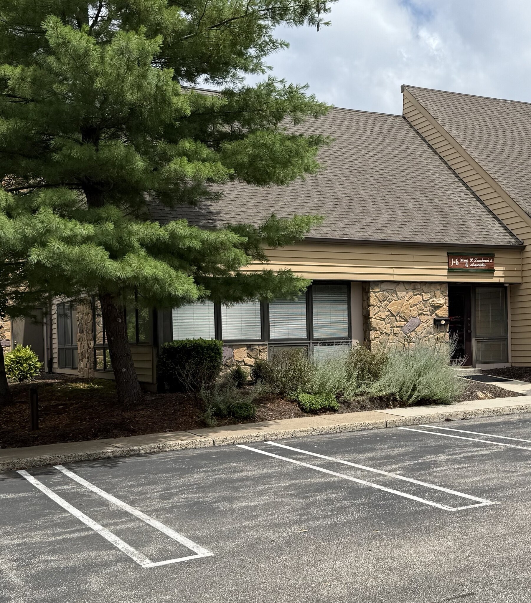 1000 Germantown Pike, Plymouth Meeting, PA for sale Building Photo- Image 1 of 1