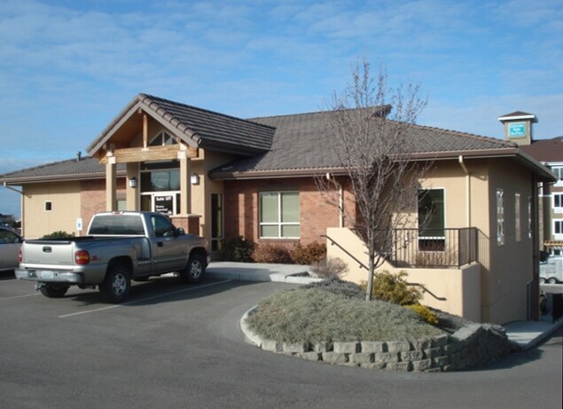 7139 W Hood Pl, Kennewick, WA à louer - Photo du bâtiment - Image 3 de 13