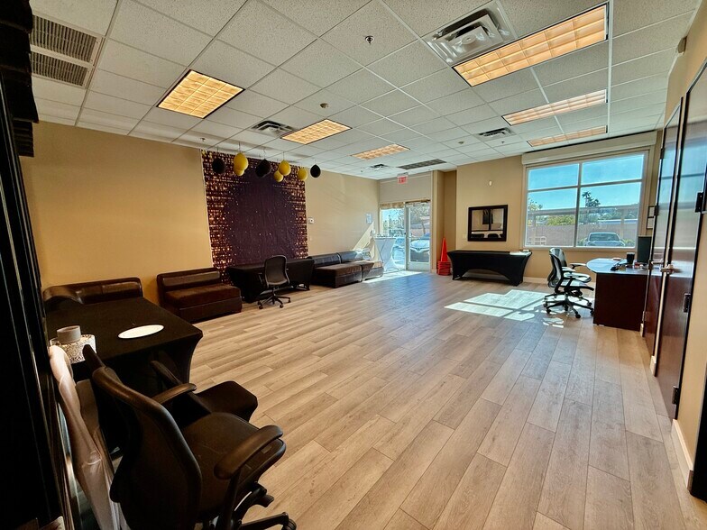 15255 N 40th St, Phoenix, AZ à vendre - Photo intérieure - Image 3 de 30