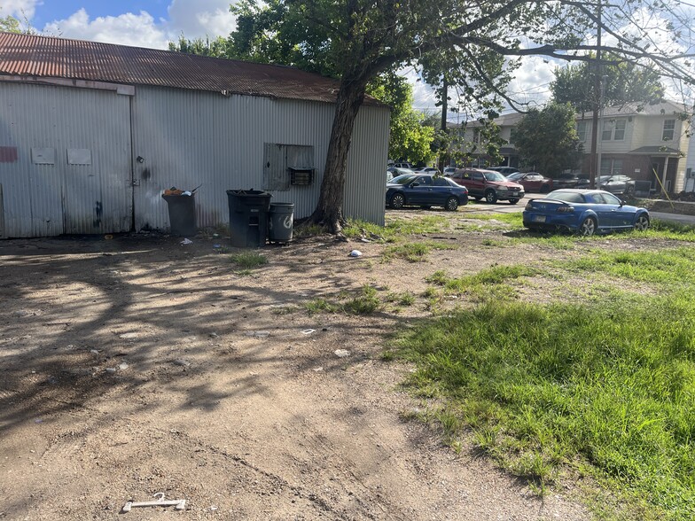 6946 Liverpool st, Houston, TX for lease - Building Photo - Image 2 of 4